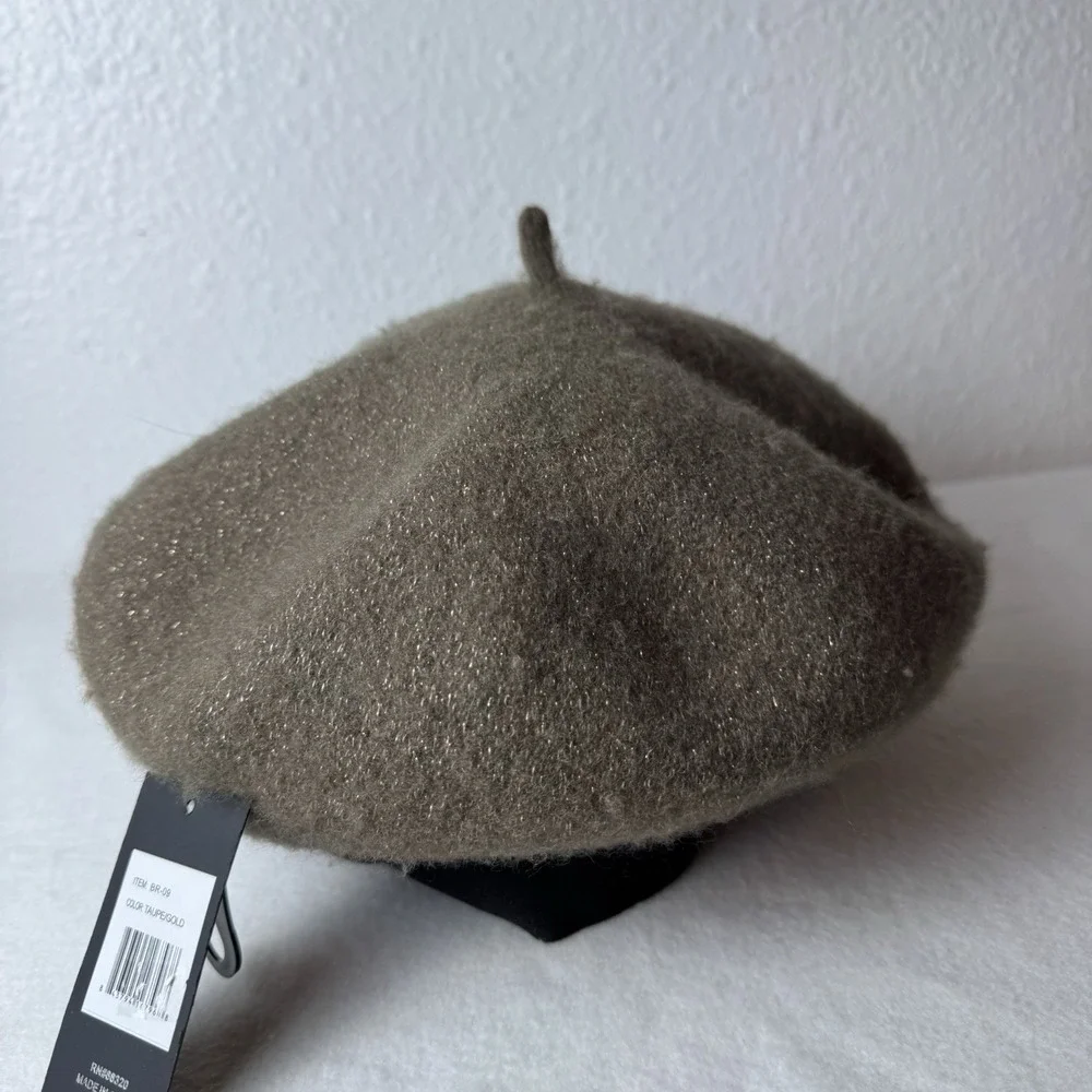 New CC Exclusives Taupe Gold Wool Beret Hat Soft Winter Neutral Parisian Preppy